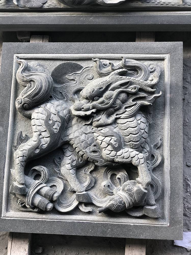 打造優雅庭院景觀 石雕影壁墻的魅力與應用